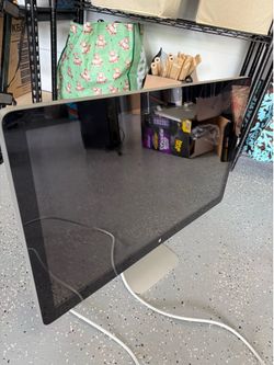 27” Apple Thunderbolt Display