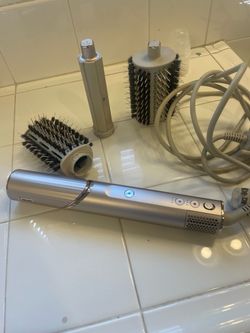 Hairdryer shark