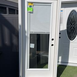 New Door Fiberglass With Blinds Size W32 H80  Left Hand Inswing Jam Is 4.9/16 $550 