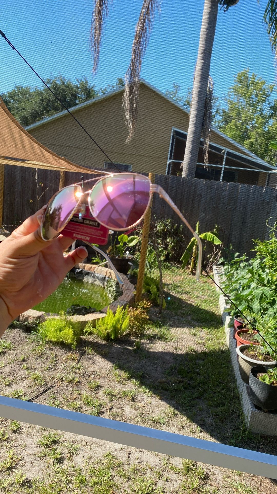 Brand new never used Foster Grant Summer shades