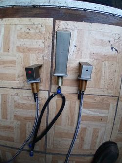 Polished Nickel Modern Bathroom Sink Faucet 