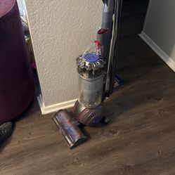 Dyson Ball Animal 3 Vacuum With Attachments