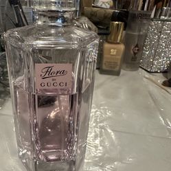 Gucci Perfume Women’s 