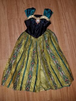 Anna costume