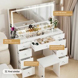VOWNER Makeup Vanity Desk Table with Lighted Mirror, Power Outlet and 9 Drawers, Come with Soft Cushion 