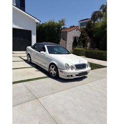 Mercedes-Benz CLK 430 - V8 Luxury Coupe