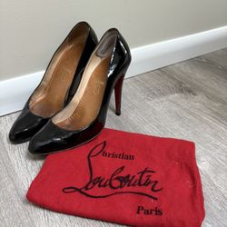 Louboutin Decollette Black Patent Pumps 