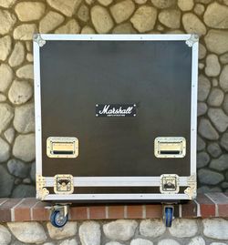 Marshall 4-12 road case