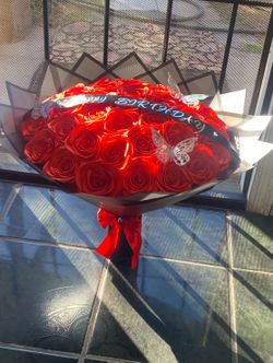 Eternal roses