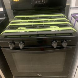 Whirlpool Used Gas Stove In Black Working Perfectly 4 Months Warranty 