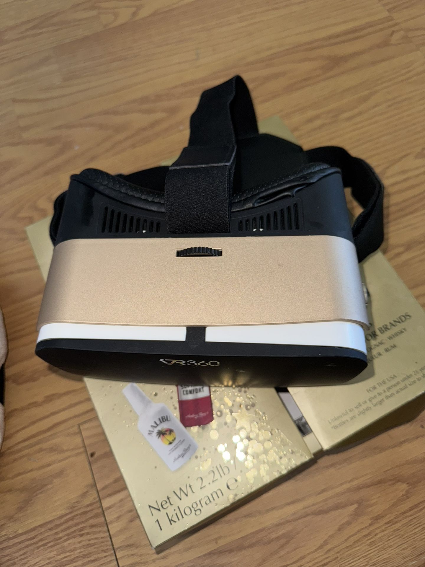 Gold Rose & Black V5 VR Headset with Bluetooth Controller for 4.7-6.8 inch iPhone & Android Phones, Gift for Kids