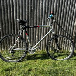 Eddie Bauer Giant Mountain Bike 