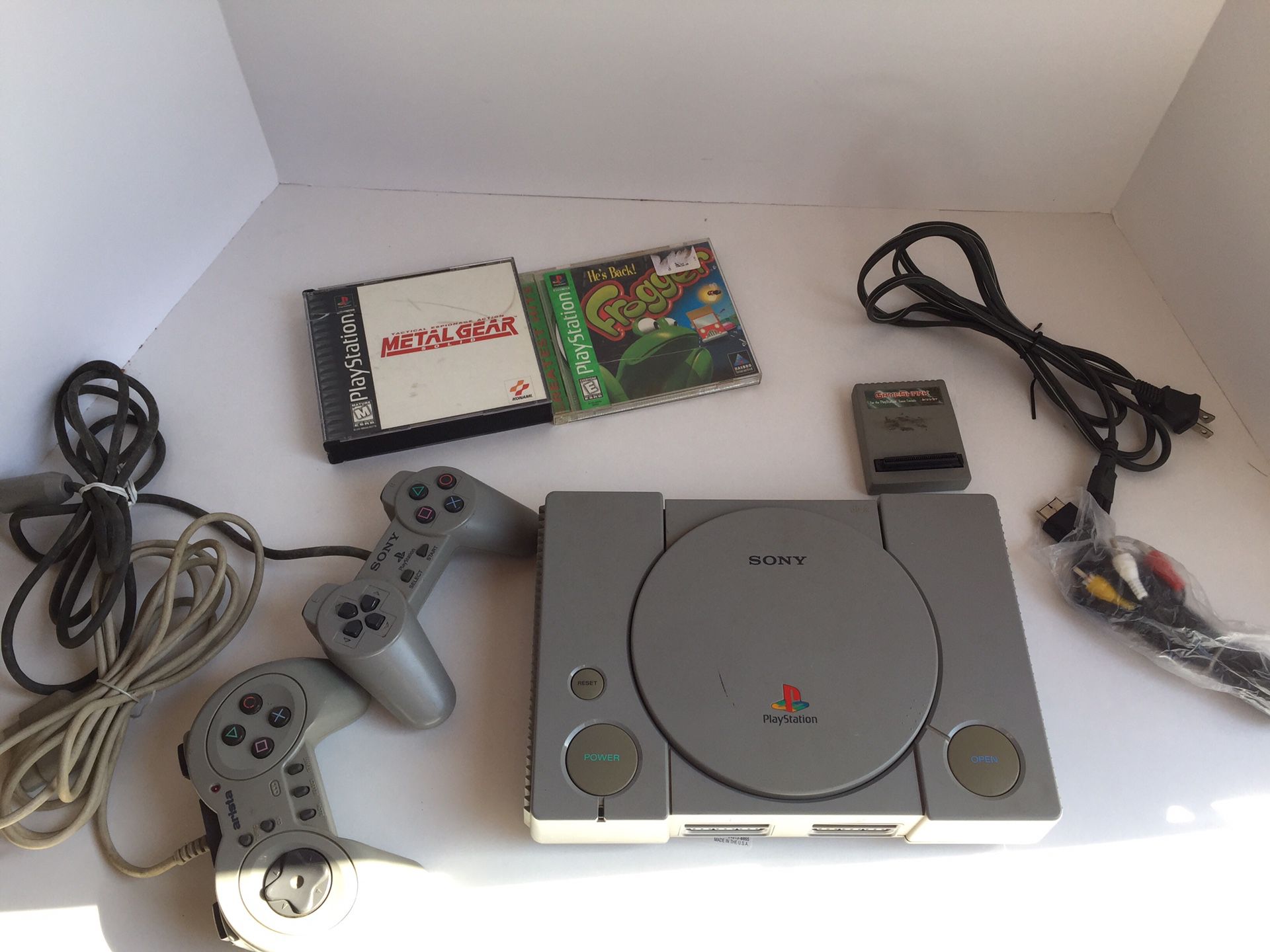 Playstation 1 Complete with games
