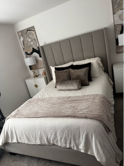 Queen Grey platform bed