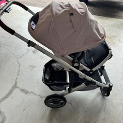 Upon Baby Cruz Stroller Has Bassinet To Match 