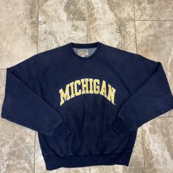 Michigan Wolverines Sweatshirt Size  XL blue Fleece Steve And Barrys NCAA 