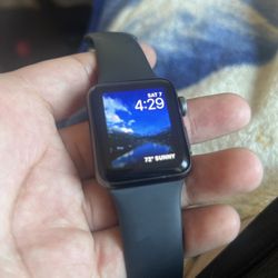 Apple Watch Series 3 38mm GPS/w charger, (Trades)