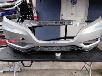 Honda HRV 2016-2018  front bumper oem