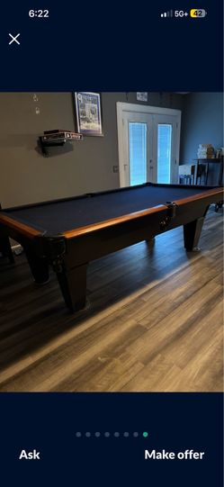 Pool table