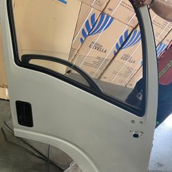 New Isuzu NPR Door 2008 And Newer
