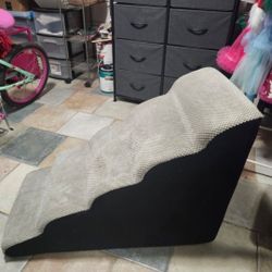 Dog Stairs Brand New