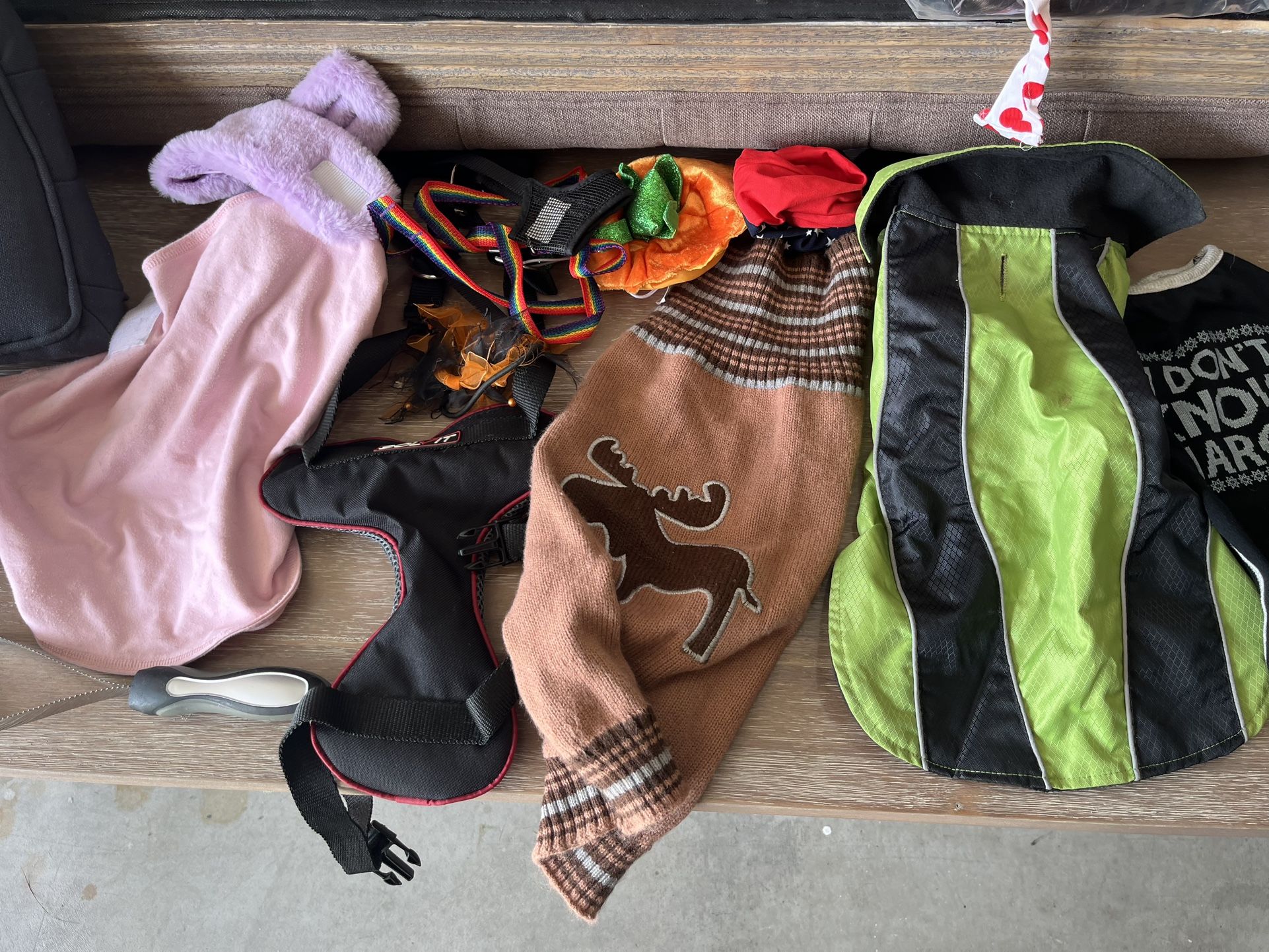 15-22lb Dog Outfits - Anxiety Vest, Harness, Travel Bowl