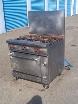 Wolf brand comercial oven