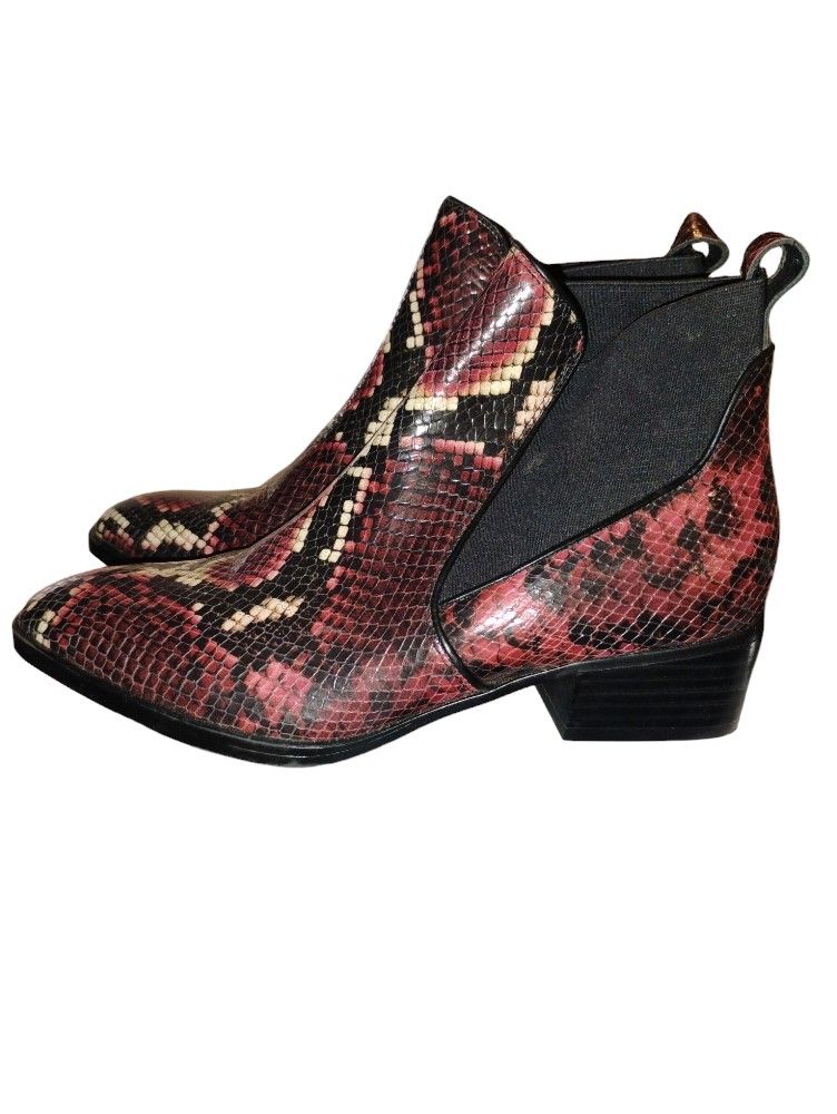 Naturalizer Hailey Chelsea Boots