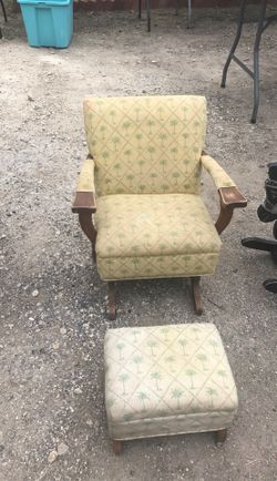 Kids rocking chair w/ottoman