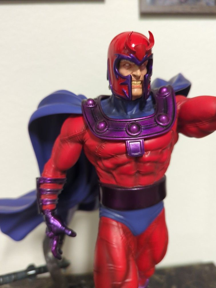 Kotobukiya 1/6 Magneto Statue