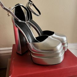Women heels