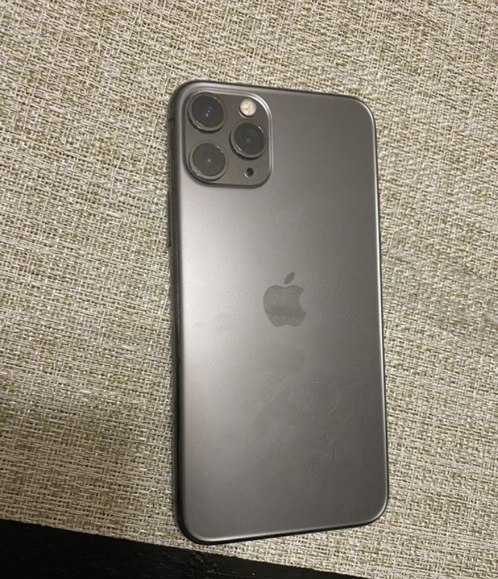 IPHONE 11 pro