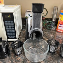 Vegetable Cutter / Food Prep Chopper – Good Condition