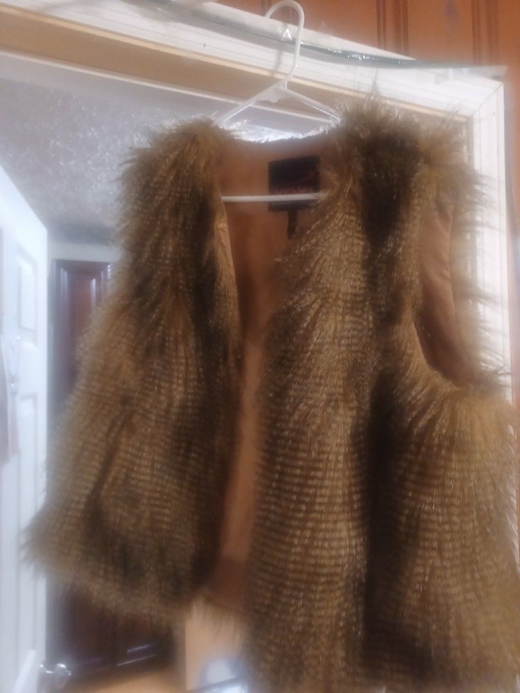 Fur Medium Vest
