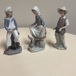 LLADRO THREE FIGURINES IN EXCELLENT CONDITION. 