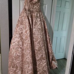 Elegant Blush Pink Quinceañera Dress – Worn Once!
