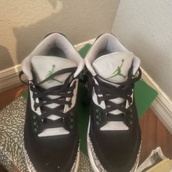 Jordan Pine Green 3s