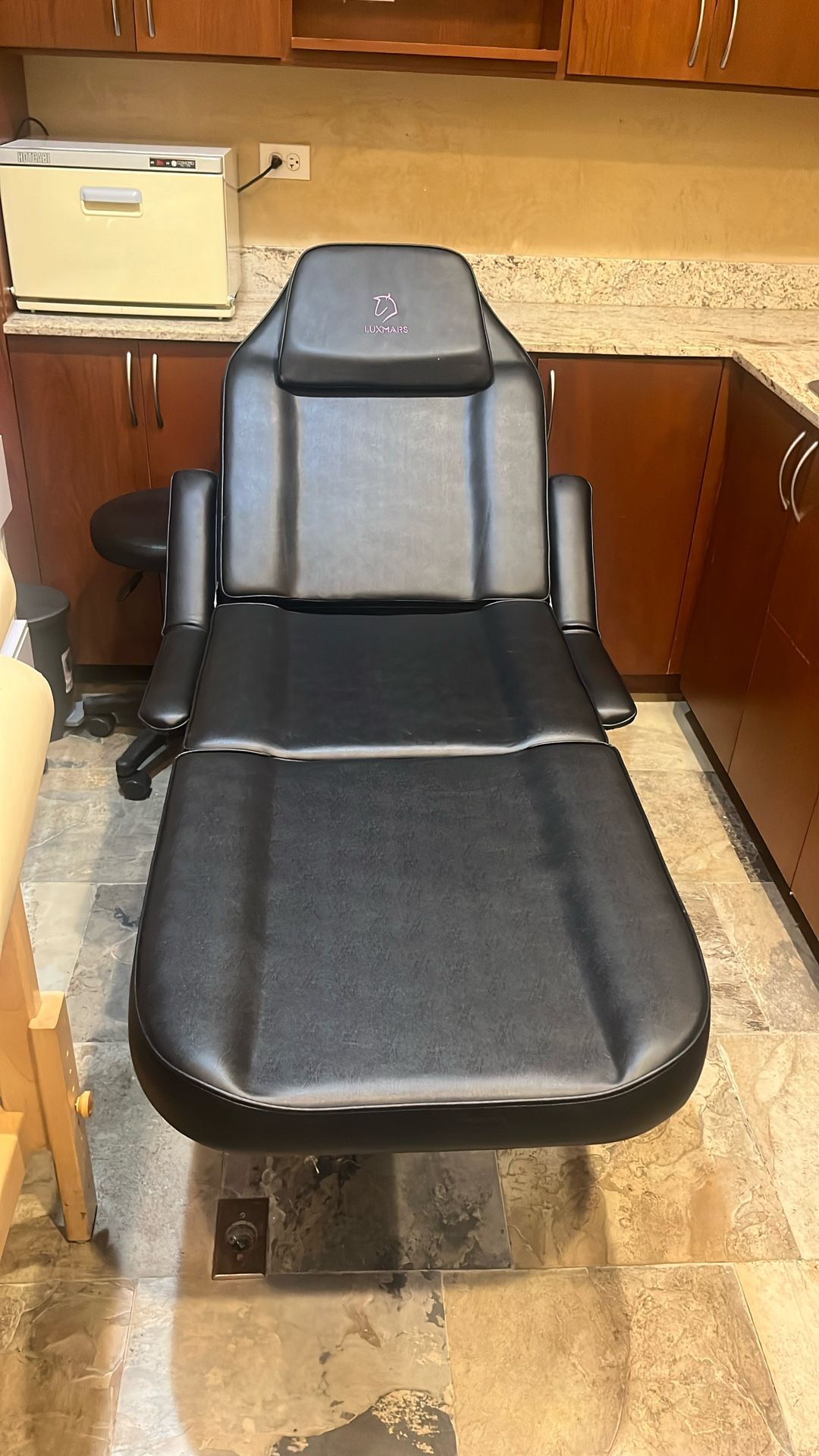 Esthetician Chair