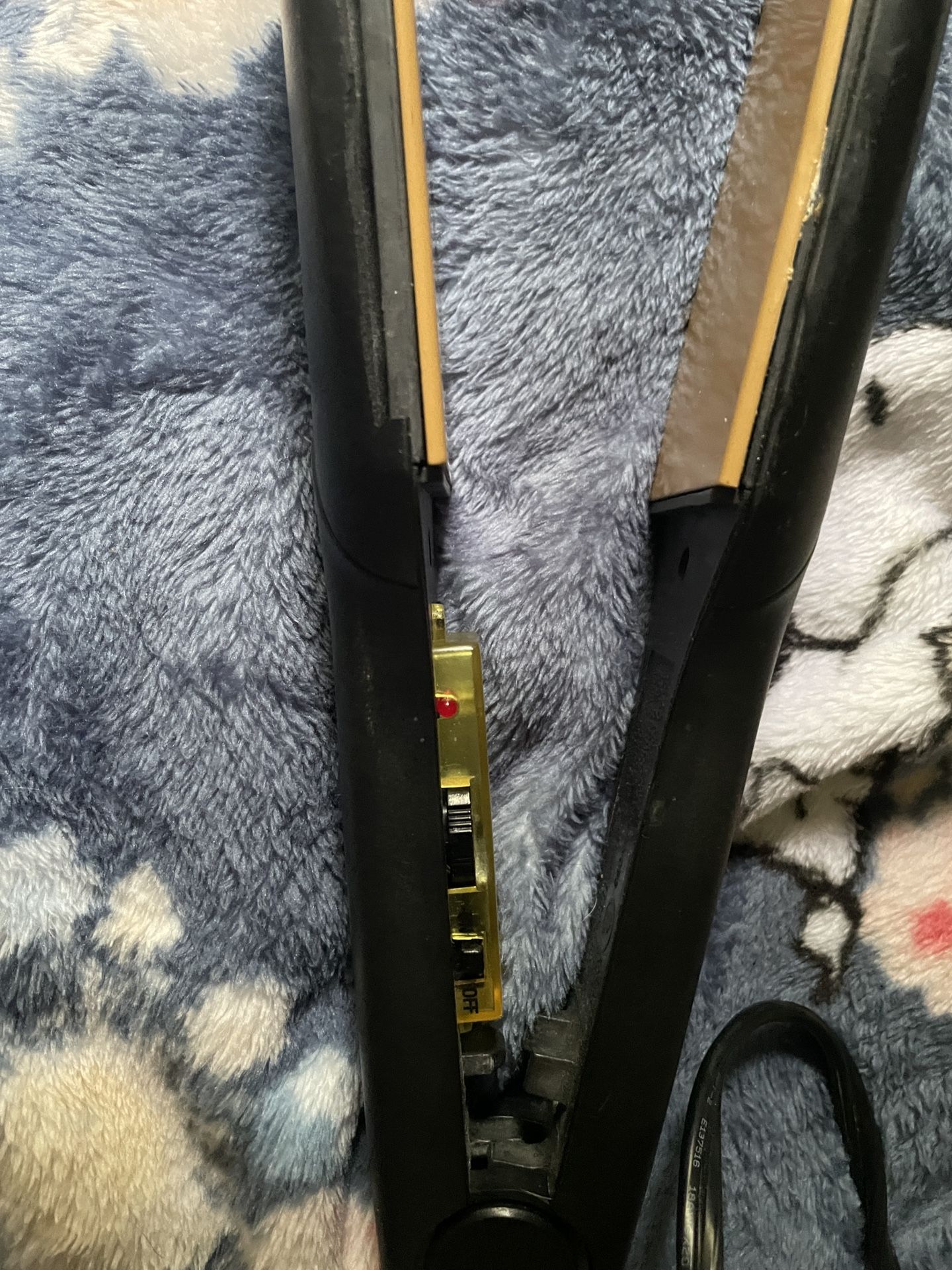 Vidal Season Ceramic Hair Straightener Iron