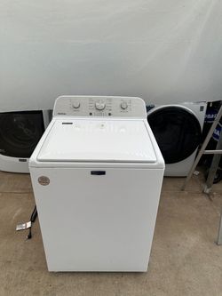 Maytag Washer laundry