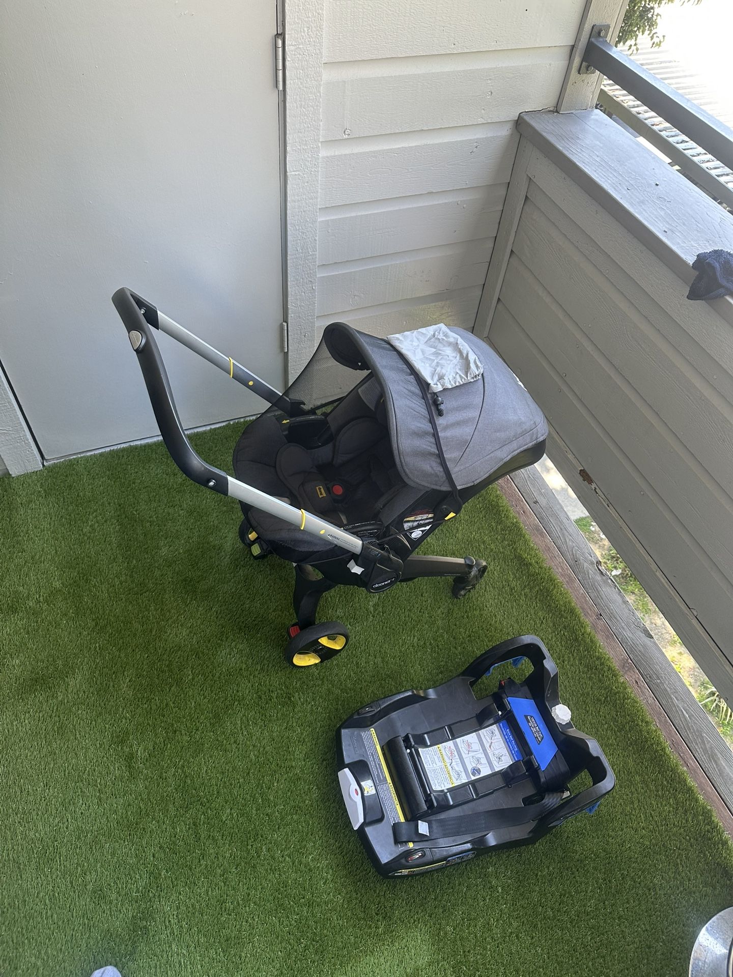 DOONA Baby Stroller Gently Used $400 Or Best Offer W 2 Car Seat Bases Included