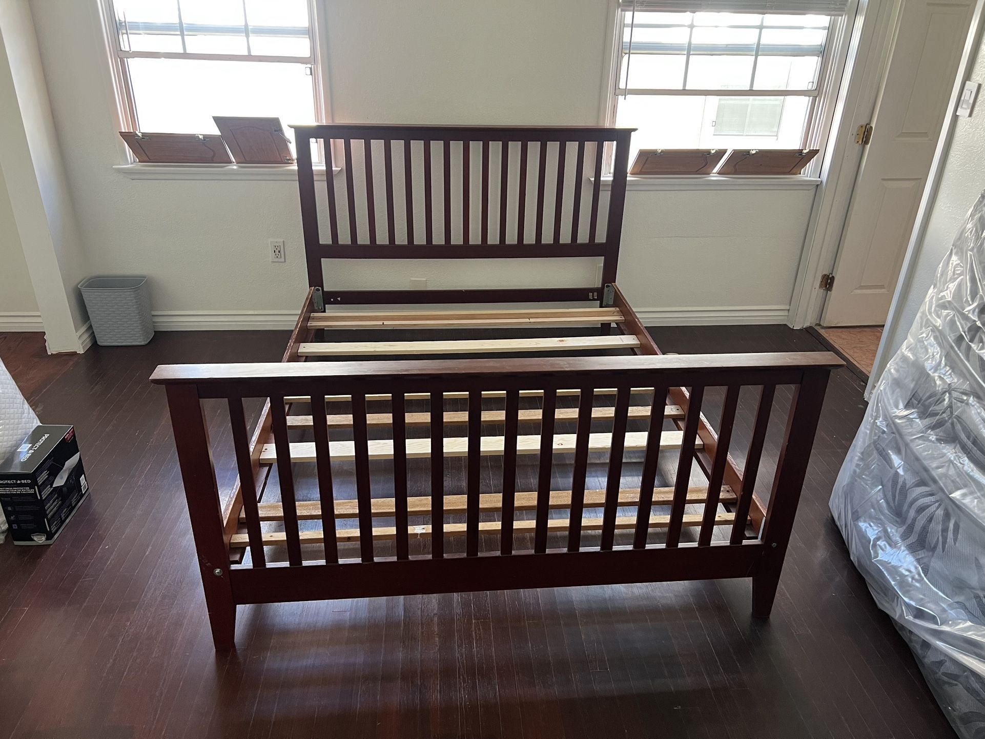 Bed Frame Queen size