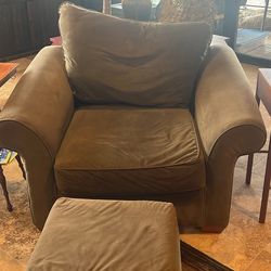 Arm chair And Ottoman
