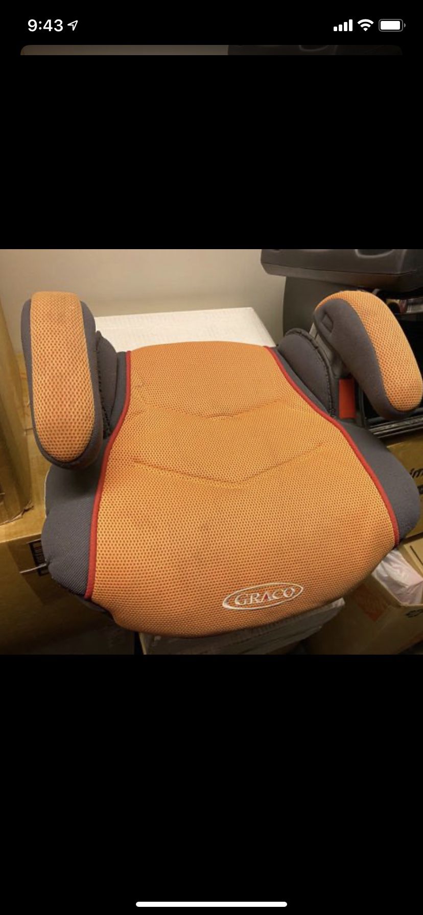 2 backless booster seats