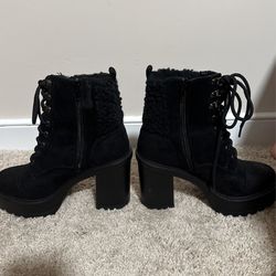 Black Boots With Heel