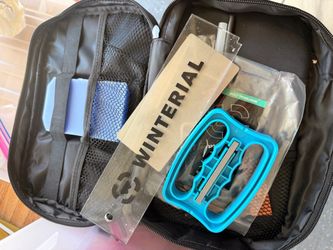 Snowboard Waxing Kit with Wrist Guards