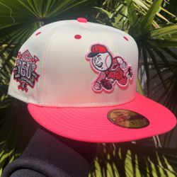 Cincinnati Reds New Era Side Patch Hat 7 3/8