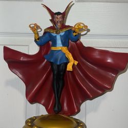 Dr. Strange Statue 