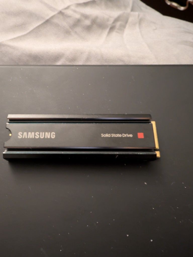 2TB Samsung 980 Pro With Heat Sink