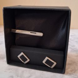 CUFFLINKS WITH BLACK TIE, GREAT CONDITION 